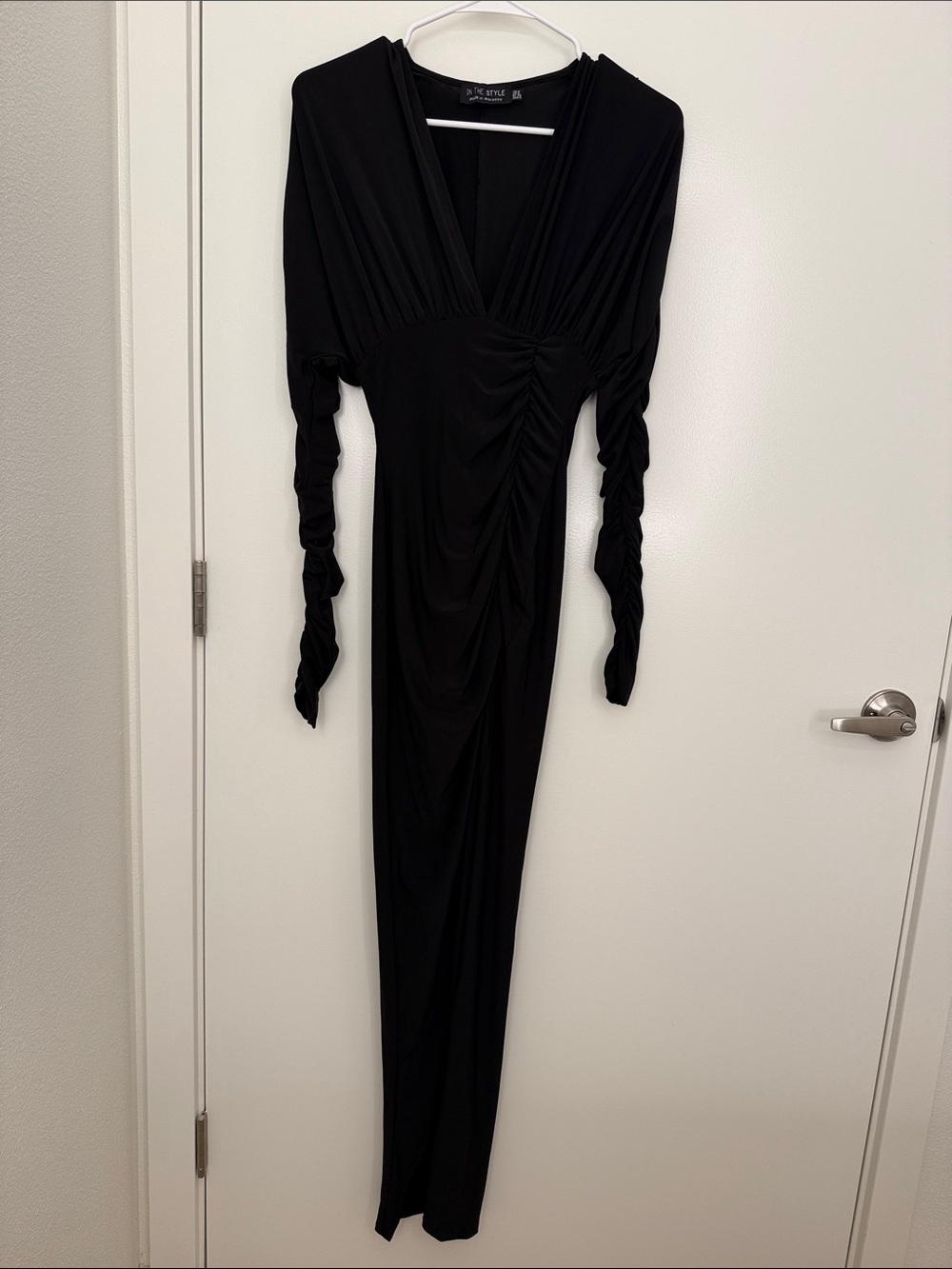 In The Style Ruched Black Long-Sleeve V-Neck Maxi Dress